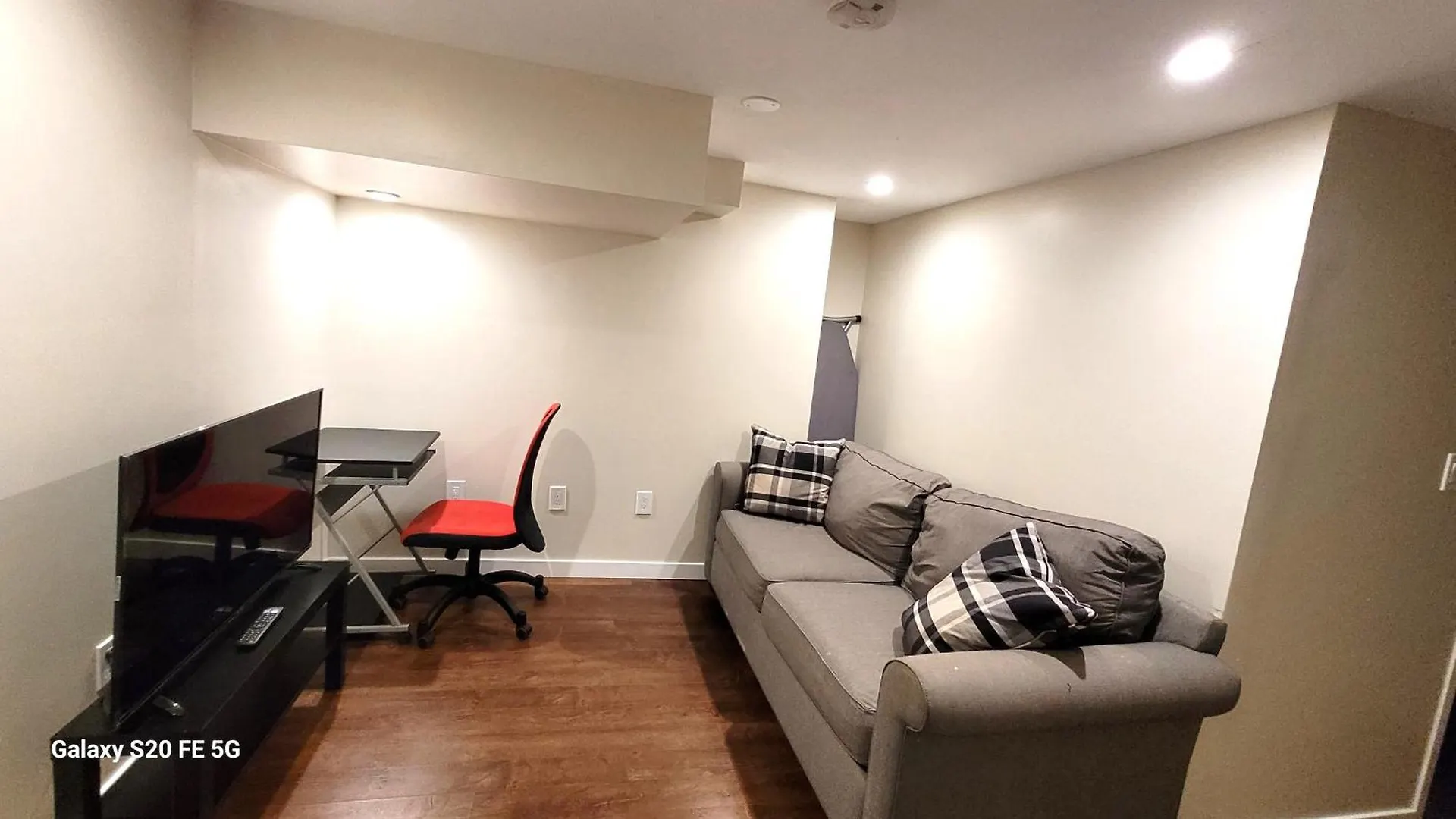 Home Away From Home - 6 Bedroom Fantastic Bungalow Winnipeg 0*,